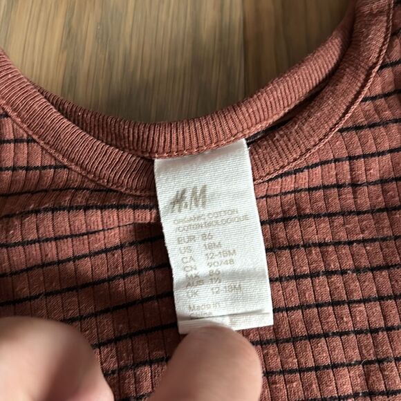 H&M stripe long sleeve tops 18M - Picture 3 of 7